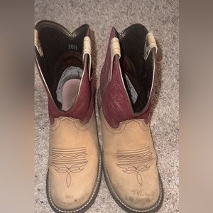 Cowgirl boots size 10 women’s